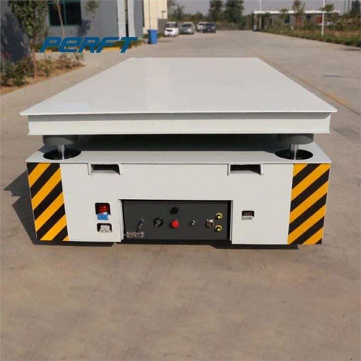 Outdoor Heavy Duty Transfer Cart With Lifting Arm